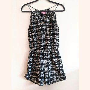 She's Cool / Halter Romper / Black & White Pattern / Size: S
